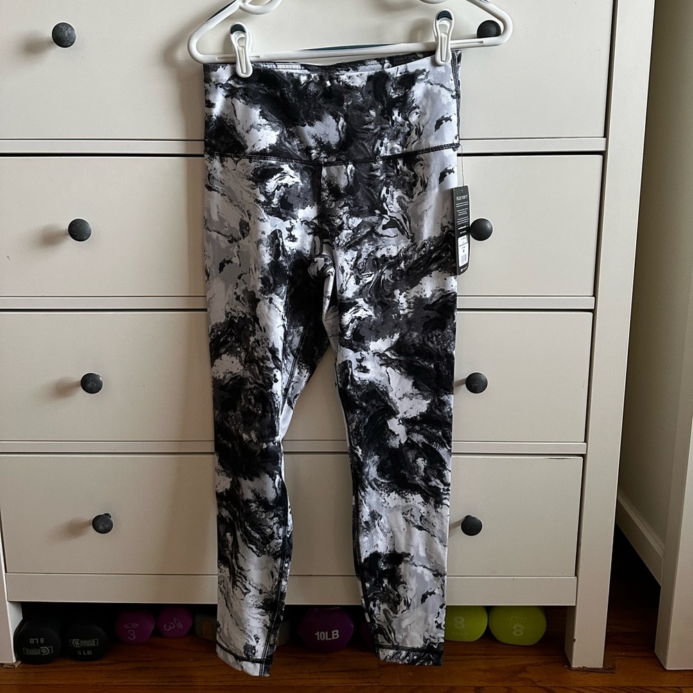 90 Degree by Reflex athletic legging size M NWT